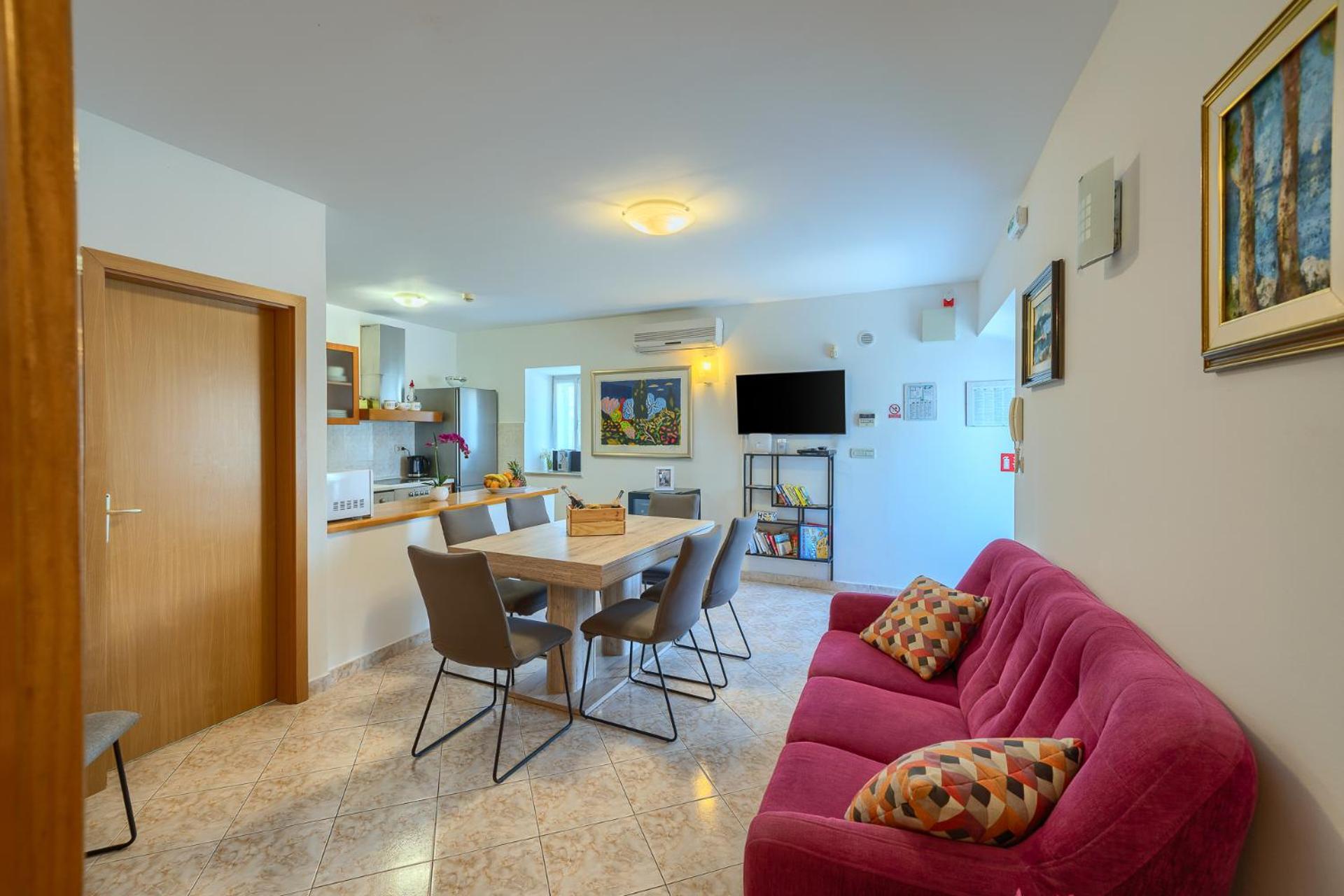 Villa Bonaca Perfect Location For A Holiday With Friends Or Family, Heated Pool Sumartin Exterior photo